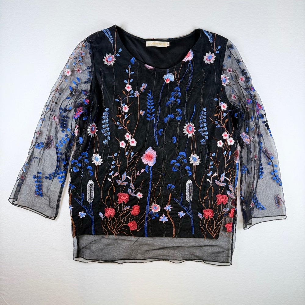 Sorrento Black Floral Embroidered Mesh Blouse 3/4 Sleeve Scoop Neck Size M